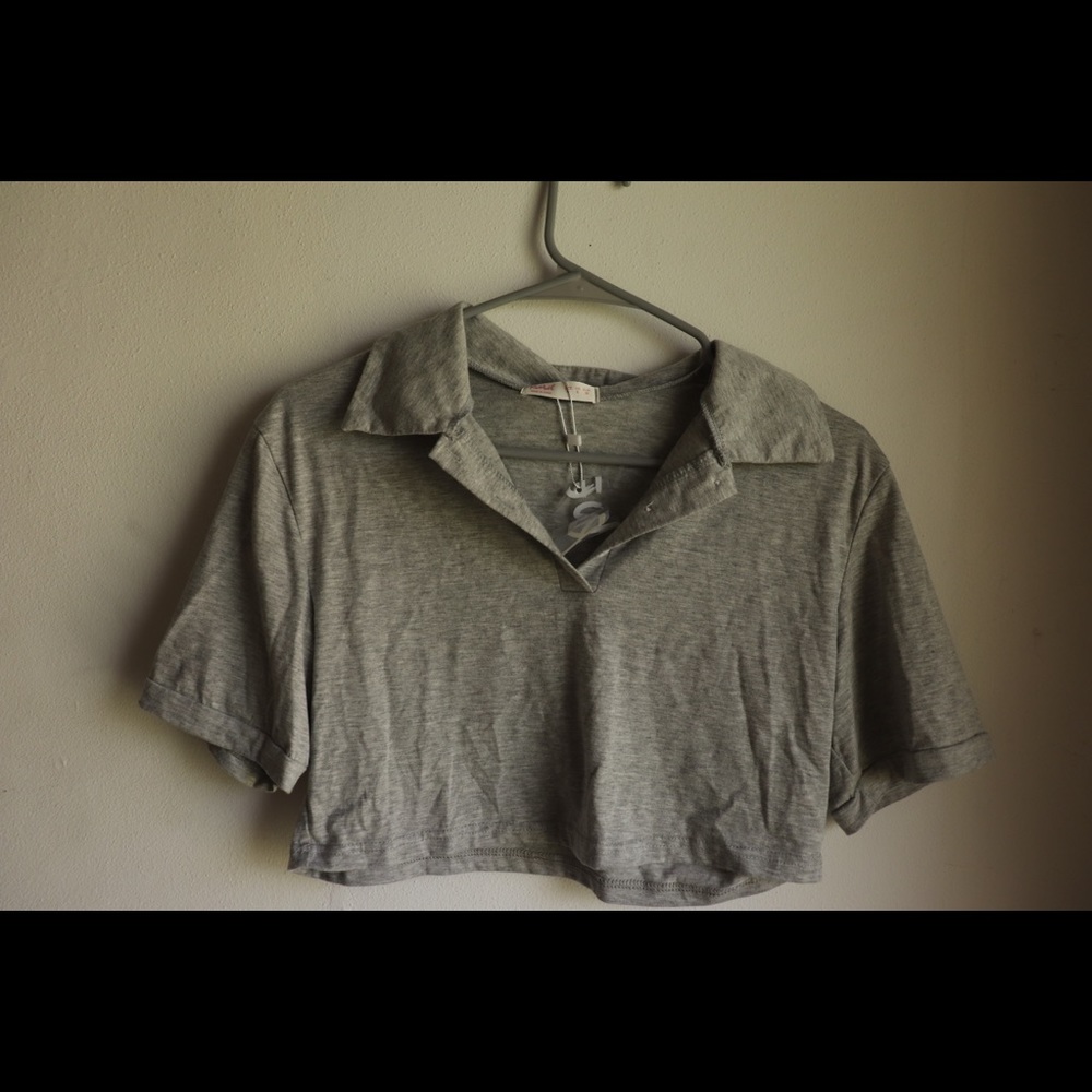 Cute gray collar crop top